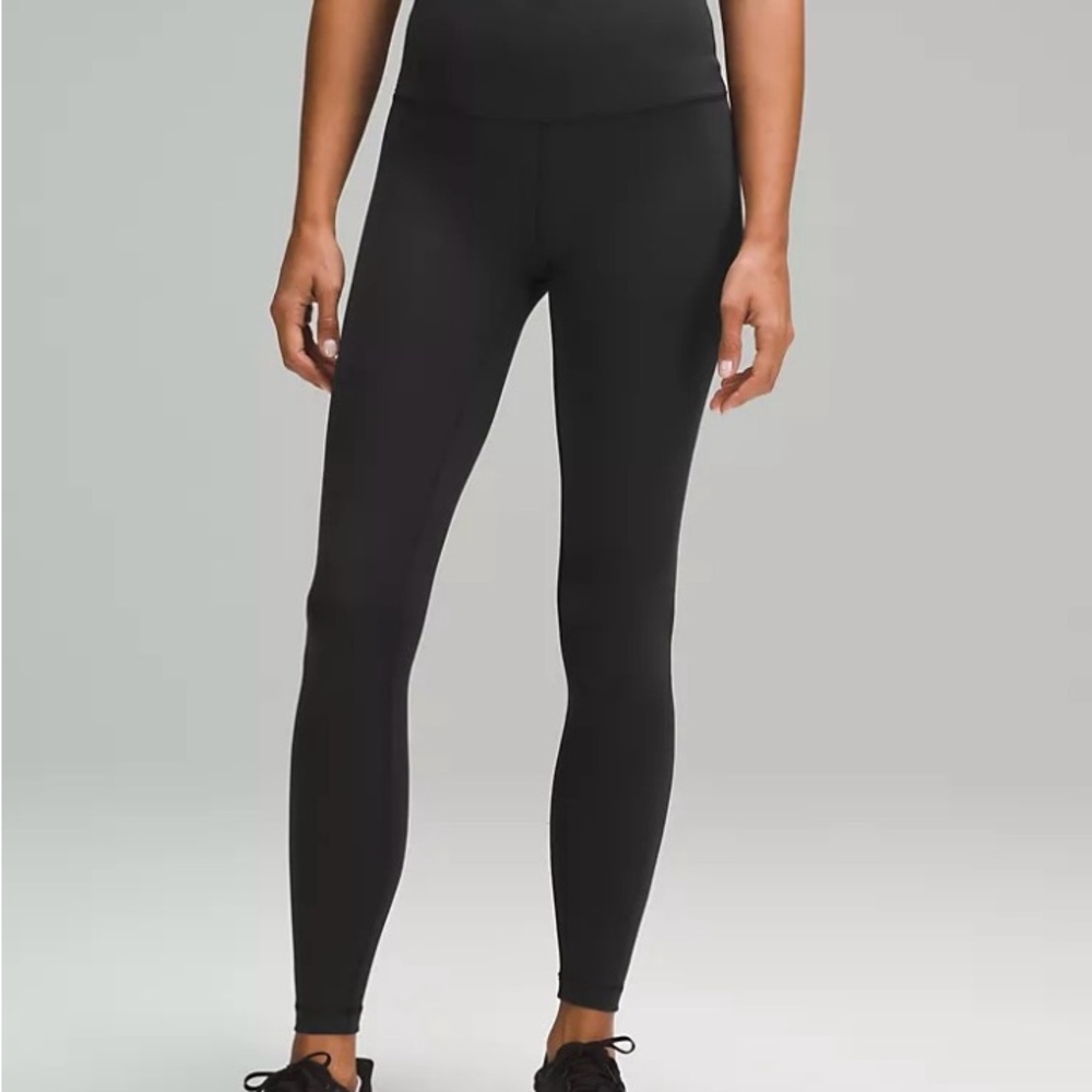 Lululemon SPECIAL EDITION Wunder Train HR Tight 28” Foil leggings, brand new!